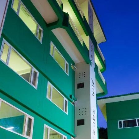 Wiz Hotel Pattaya Exterior photo
