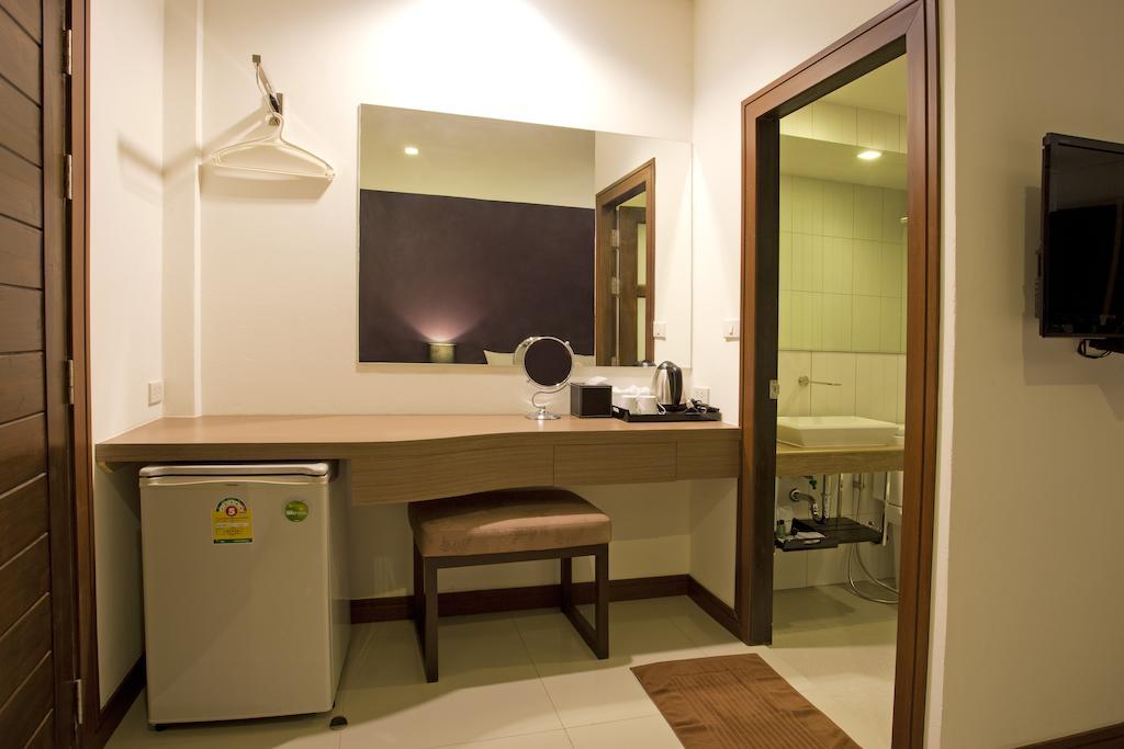 Wiz Hotel Pattaya Room photo