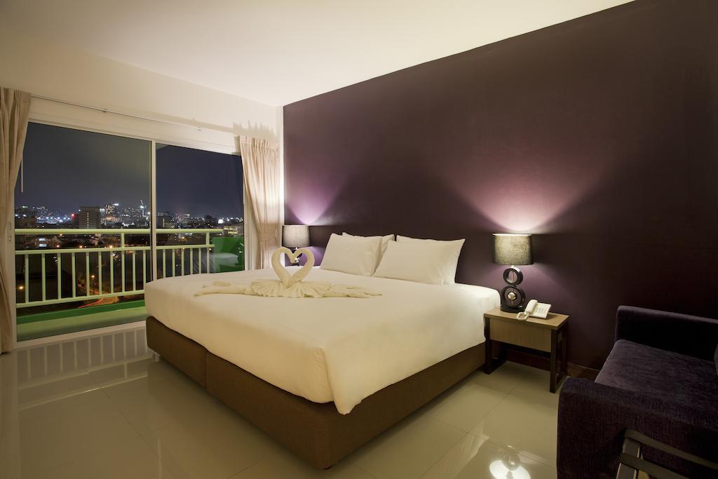 Wiz Hotel Pattaya Room photo