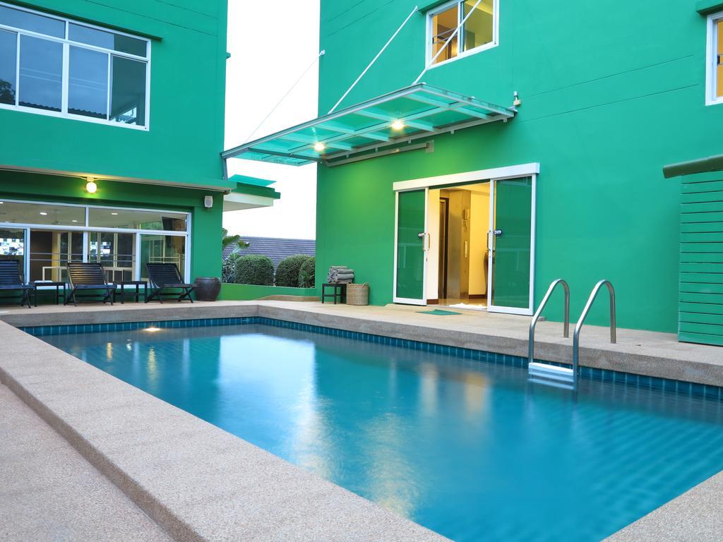 Wiz Hotel Pattaya Exterior photo