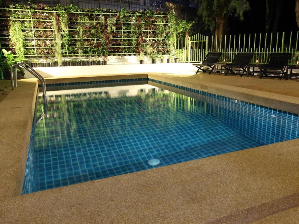 Wiz Hotel Pattaya Exterior photo